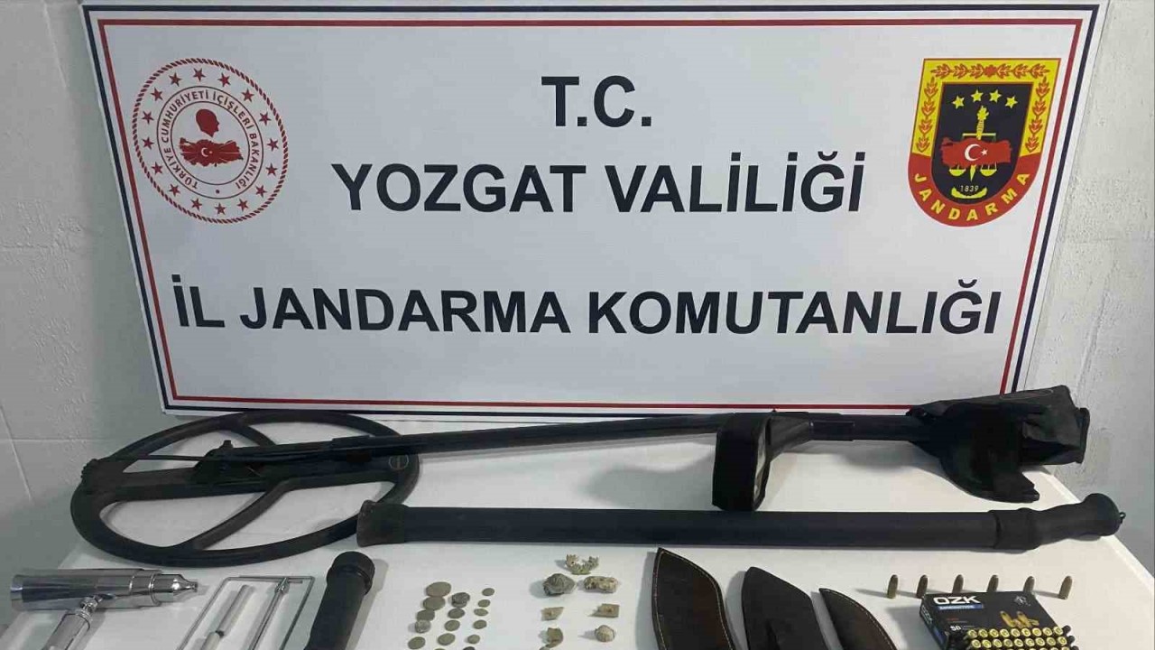 Yerköy’de define ararken yakalandılar