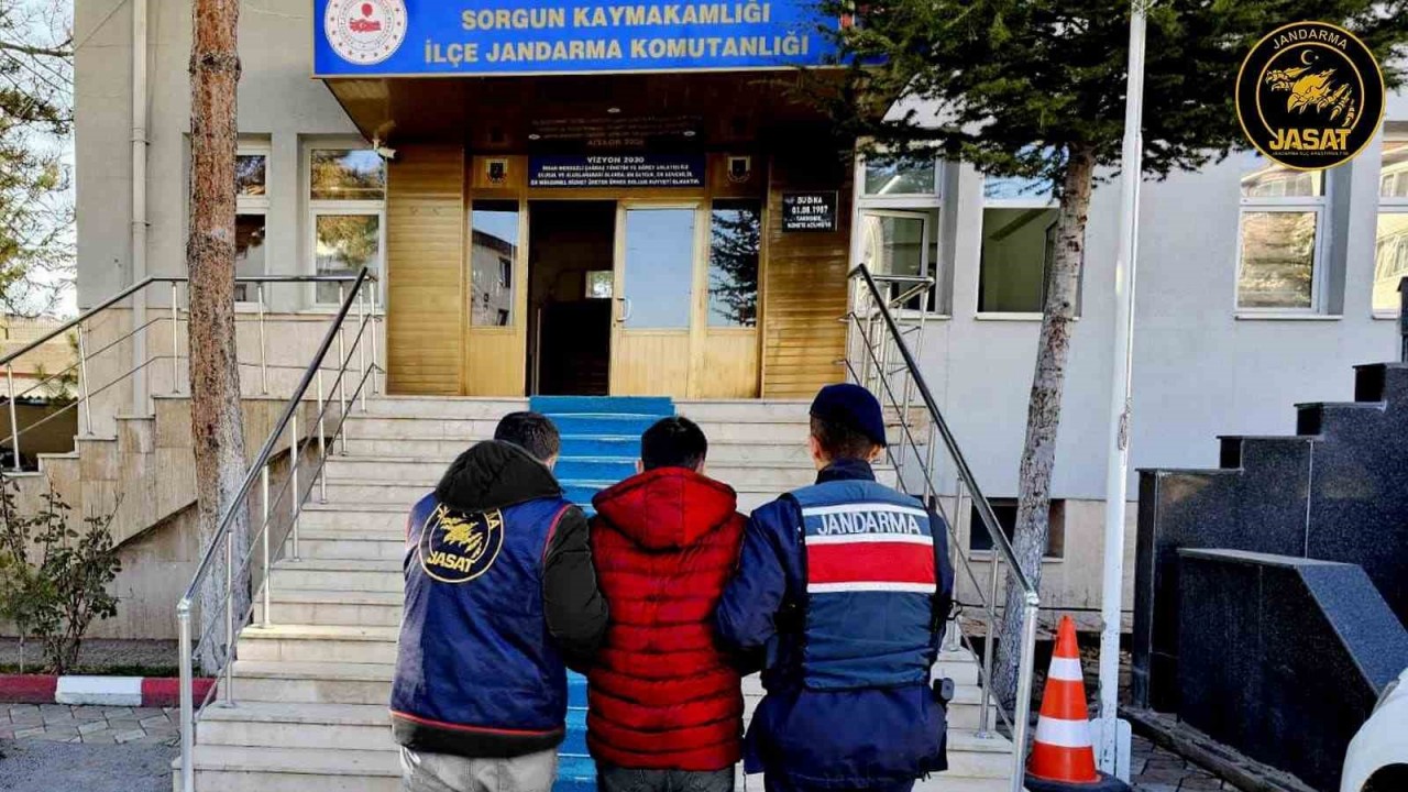 Yozgat’ta FETÖ üyesi saklandığı yerde yakalandı