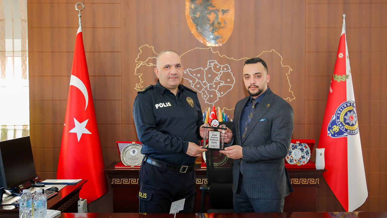 Alperen Ocakları’ndan Vali Özkan’a Ziyaret