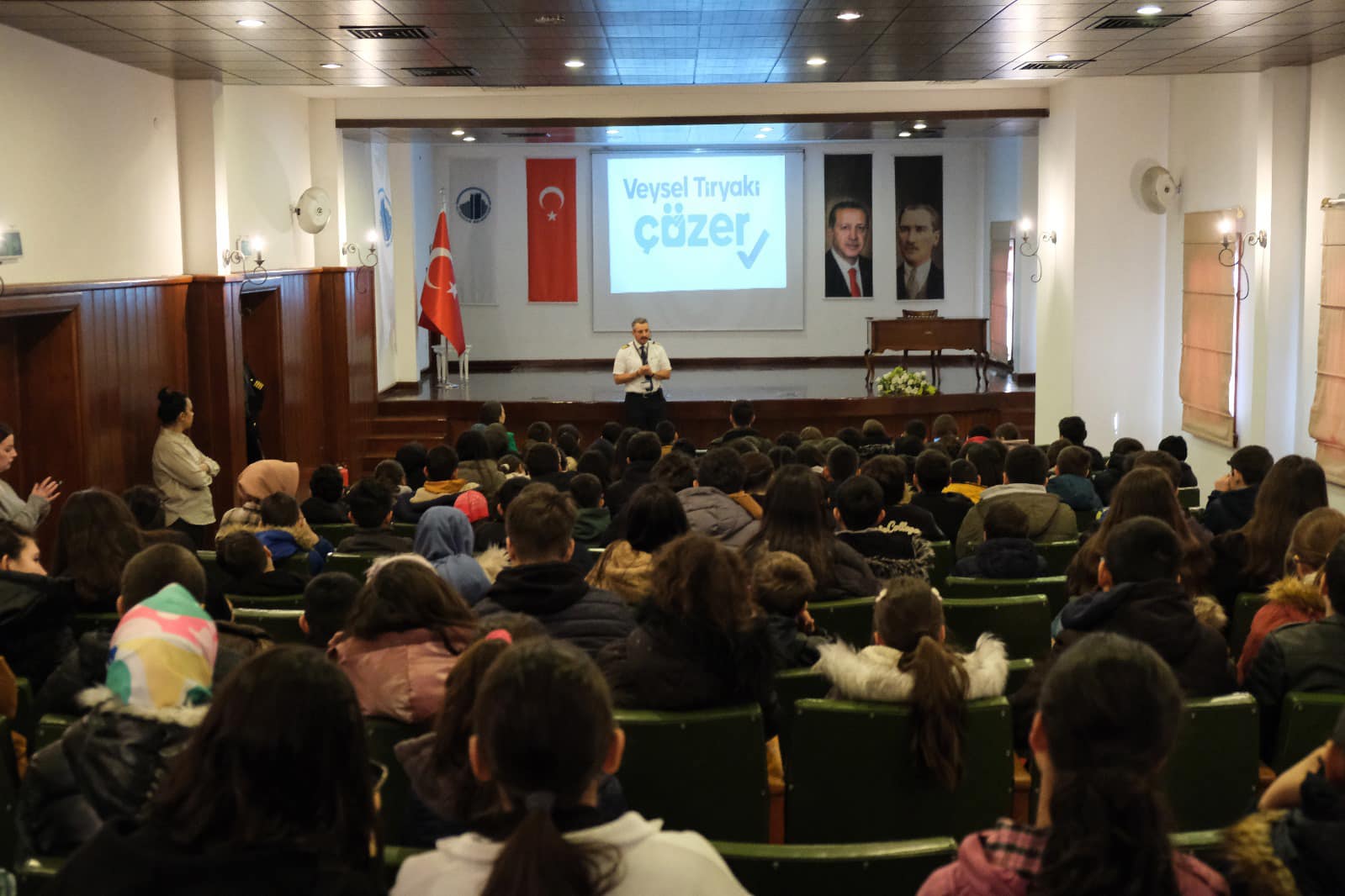 Altındağ’da Çocuklar Pilotlarla Buluştu! Hayaller Gerçek Oluyor