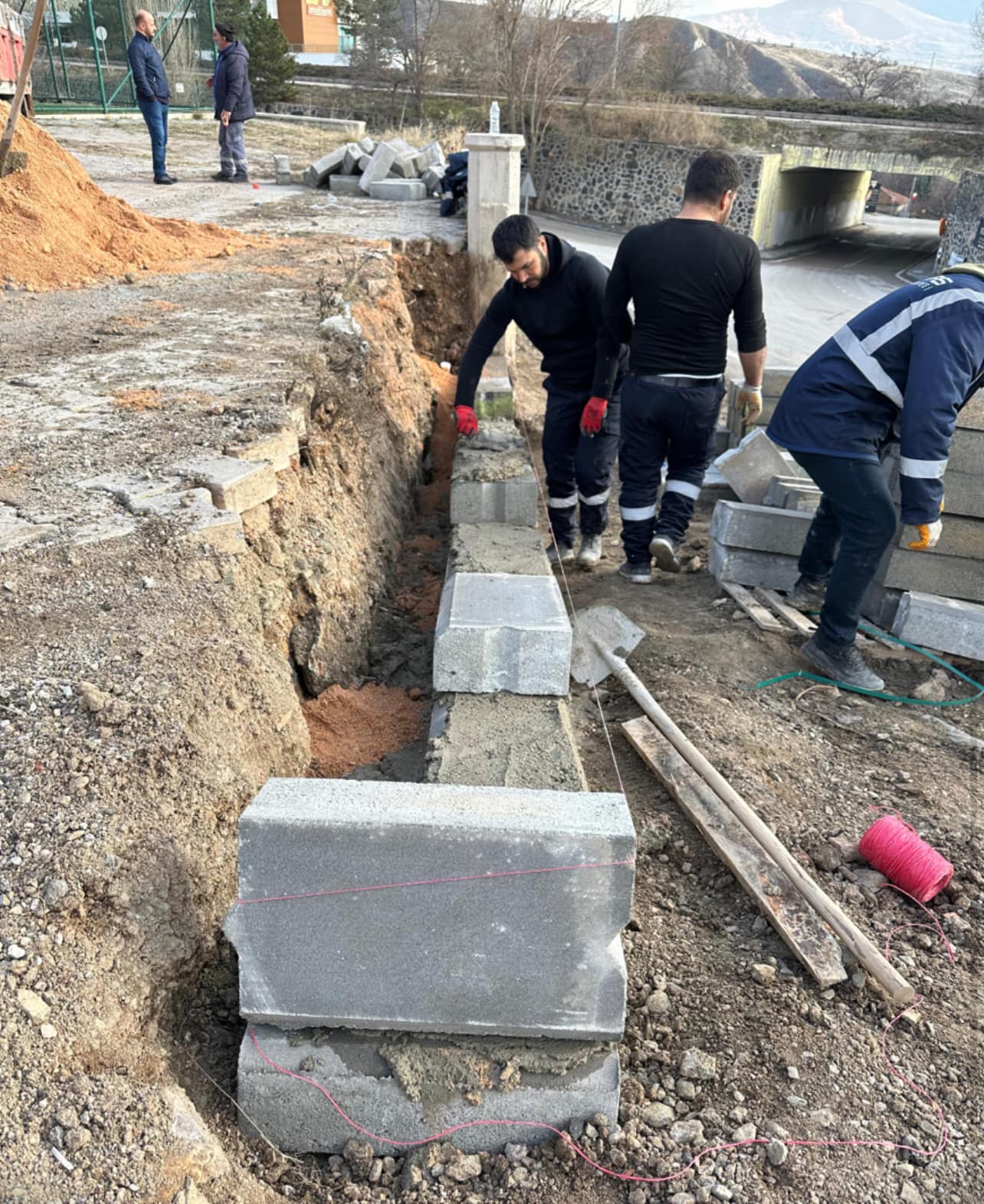 Ayaş Belediyesi’nden Toprak Kaymasına Karşı Etkili Önlem