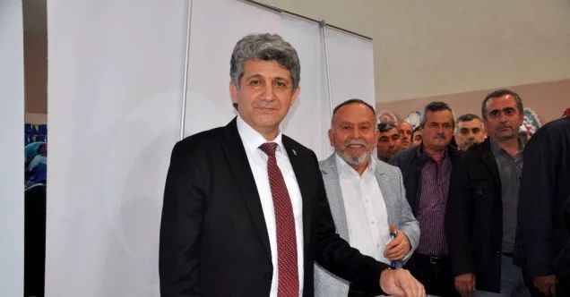 AK Parti Karacabey İlçe Başkanı İşcan Güven Tazeledi