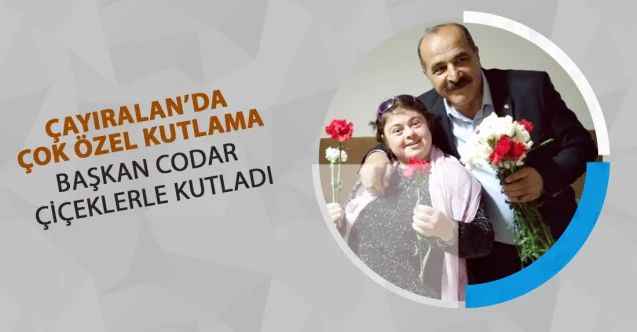Çayıralan Kadınlar Özel Program Düzenledi. Tiyatro Sahnesinden Anlamlı Mesajlar Verildi