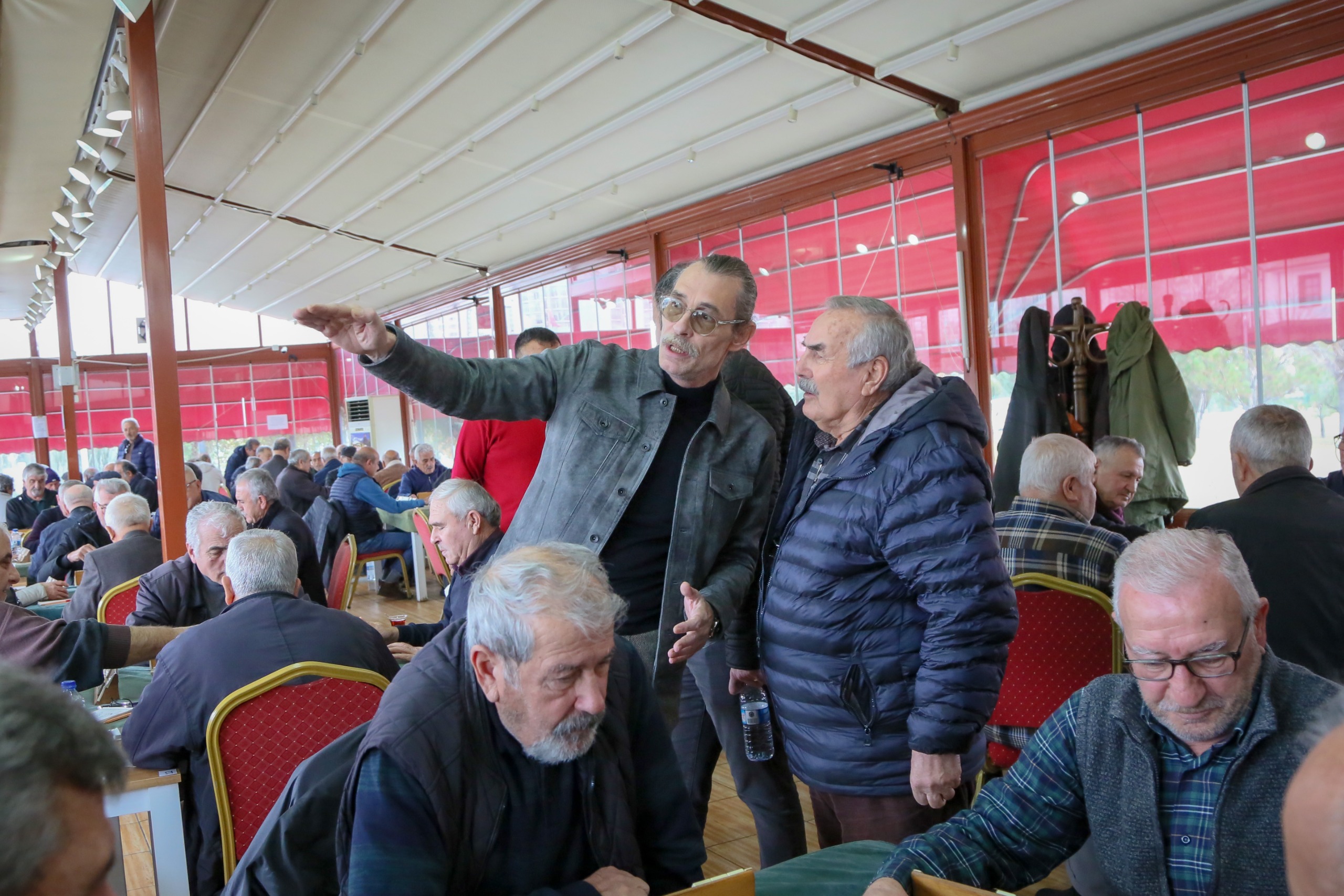 Başkan Beşikcioğlu Emeklilerle bir araya geldi