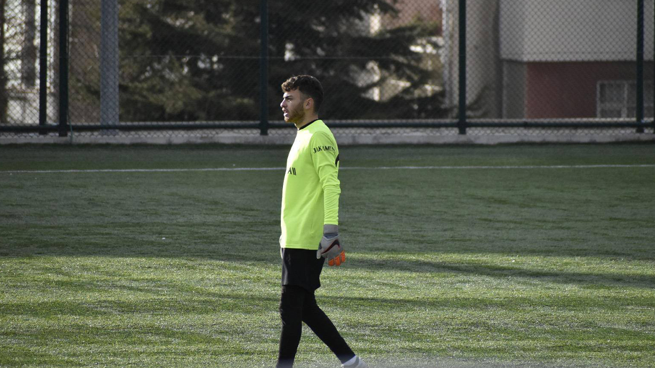 Yozgatspor'un Genç File Bekçisi Azmi Altan Umut Vadediyor