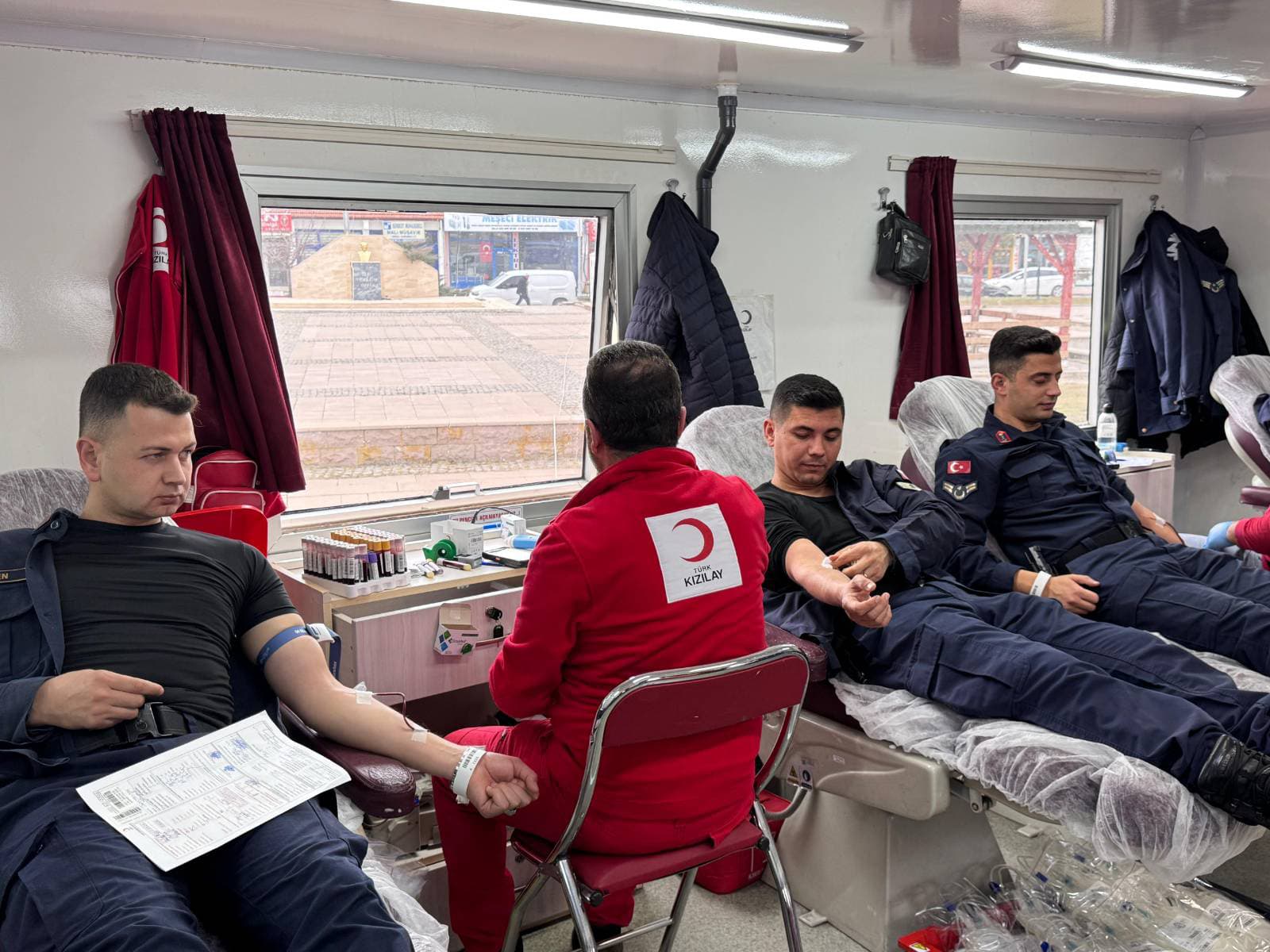 Saraykent İlçe Jandarma Komutanlığı’ndan Kan Bağışı Kampanyasına Destek