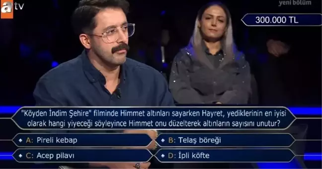 "Köyden İndim Şehire" filminde Himmet altınları sayarken Hayret, yediklerinin en iyisi olarak hangi yiyeceği söyleyince