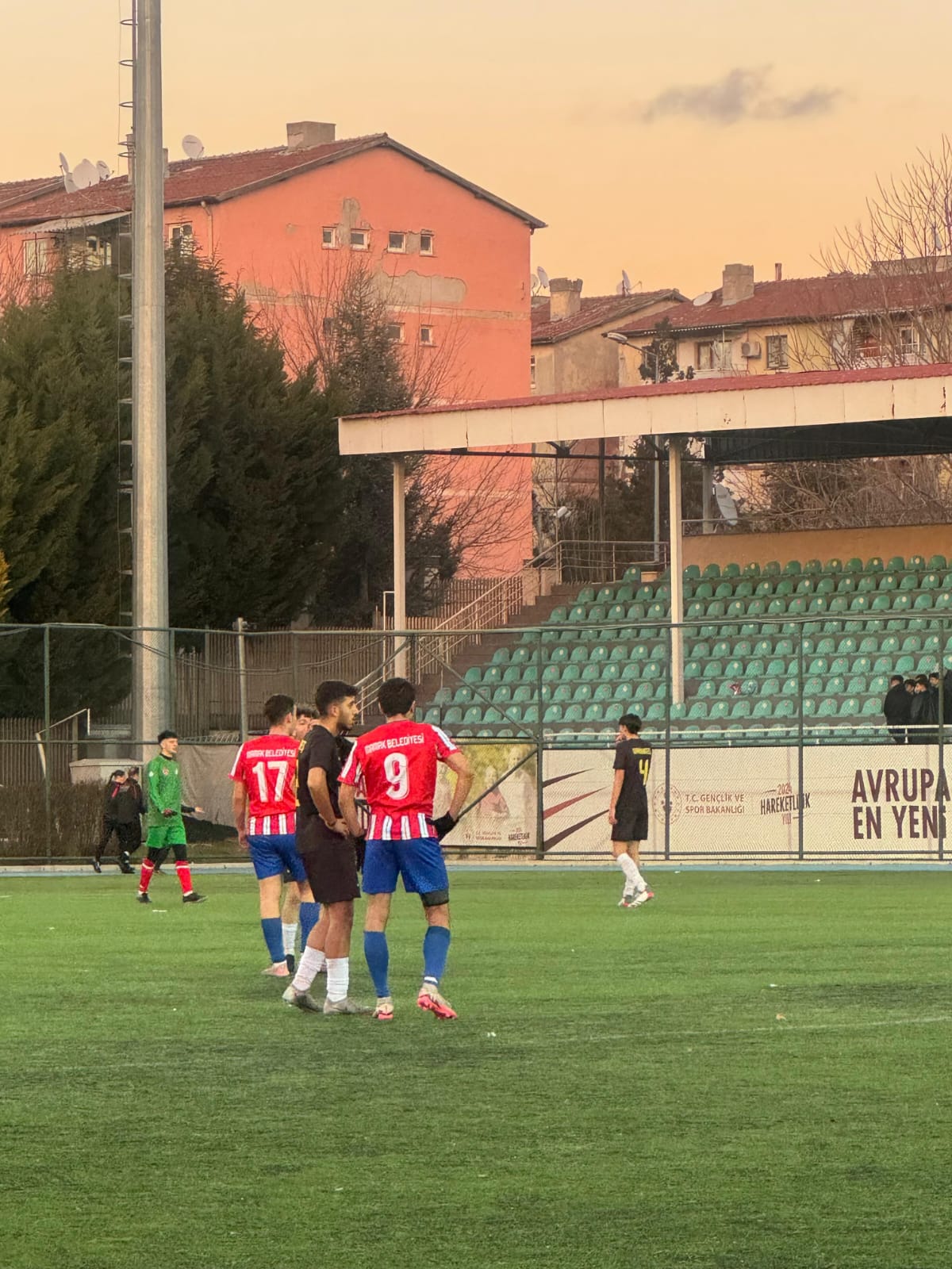 Çekişmeli maç beraberlikle son buldu