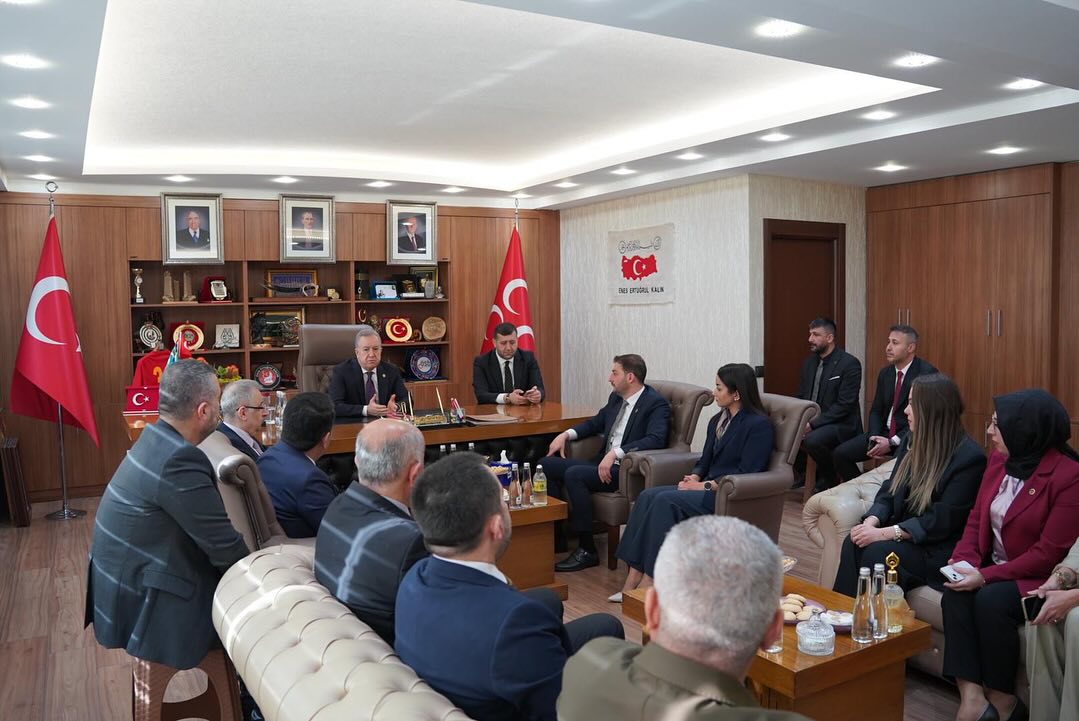 MHP’li Durmaz, Kayseri’de İl Teşkilatı ile Buluştu