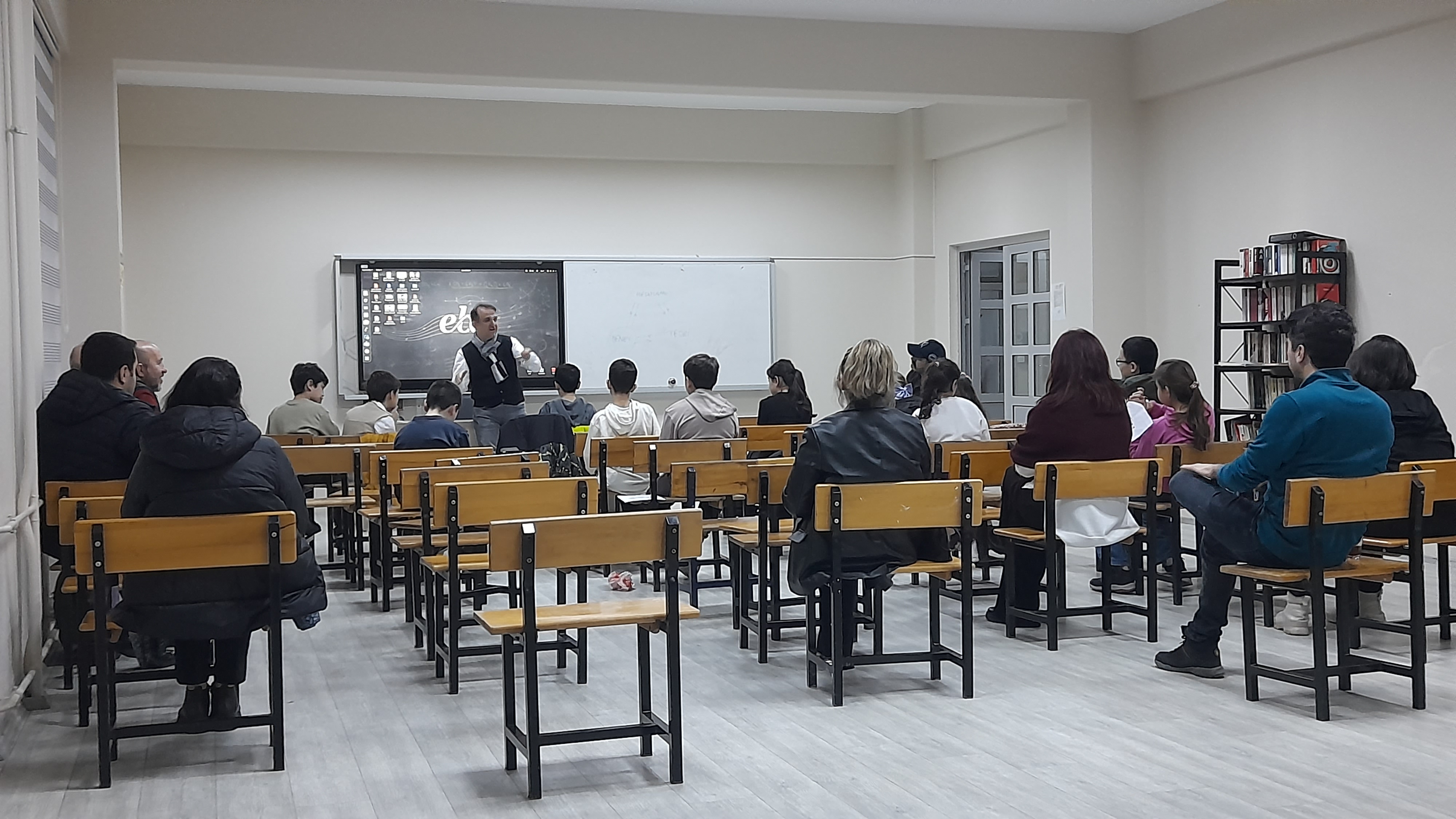 Sinop BİLSEM’de Akademisyenler Buluştu