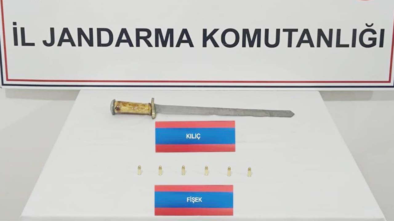 Yozgat'ta Şüpheli Araç Durduruldu! İşte İçinden Çıkanlar!