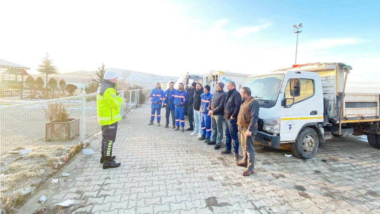 Jandarmadan Yozgat İtfaiyesine Trafik Eğitimi
