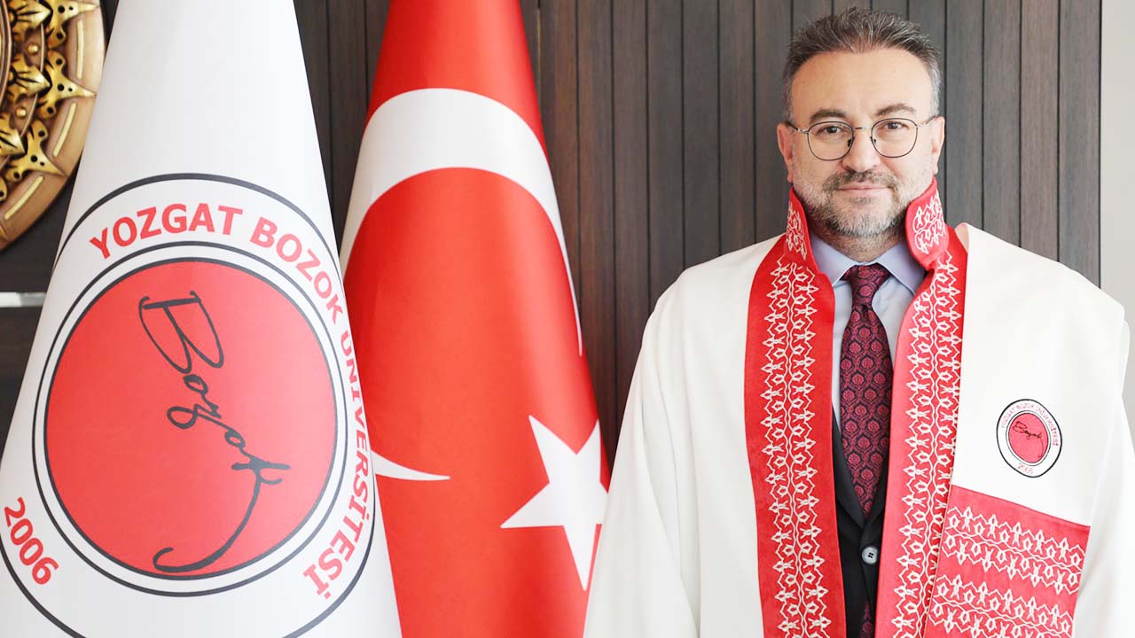 Rektör Yaşar Gazeteciliğin Önemine Vurgu Yaptı!