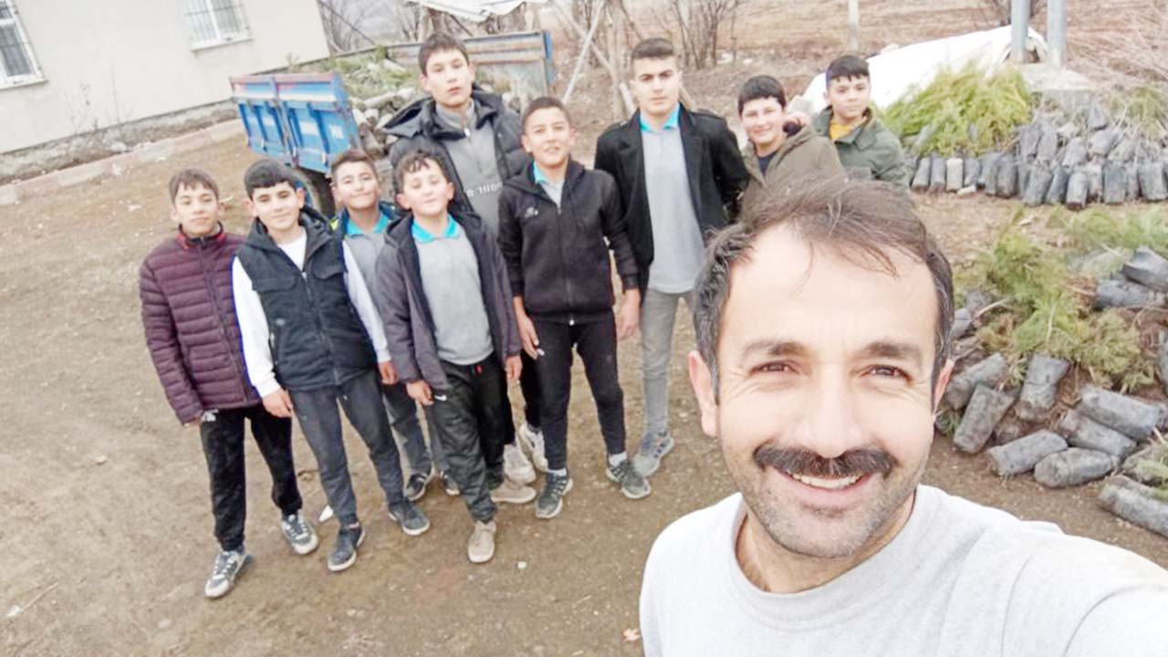 Yozgat’ta Minik Eller Doğaya Dokundu!