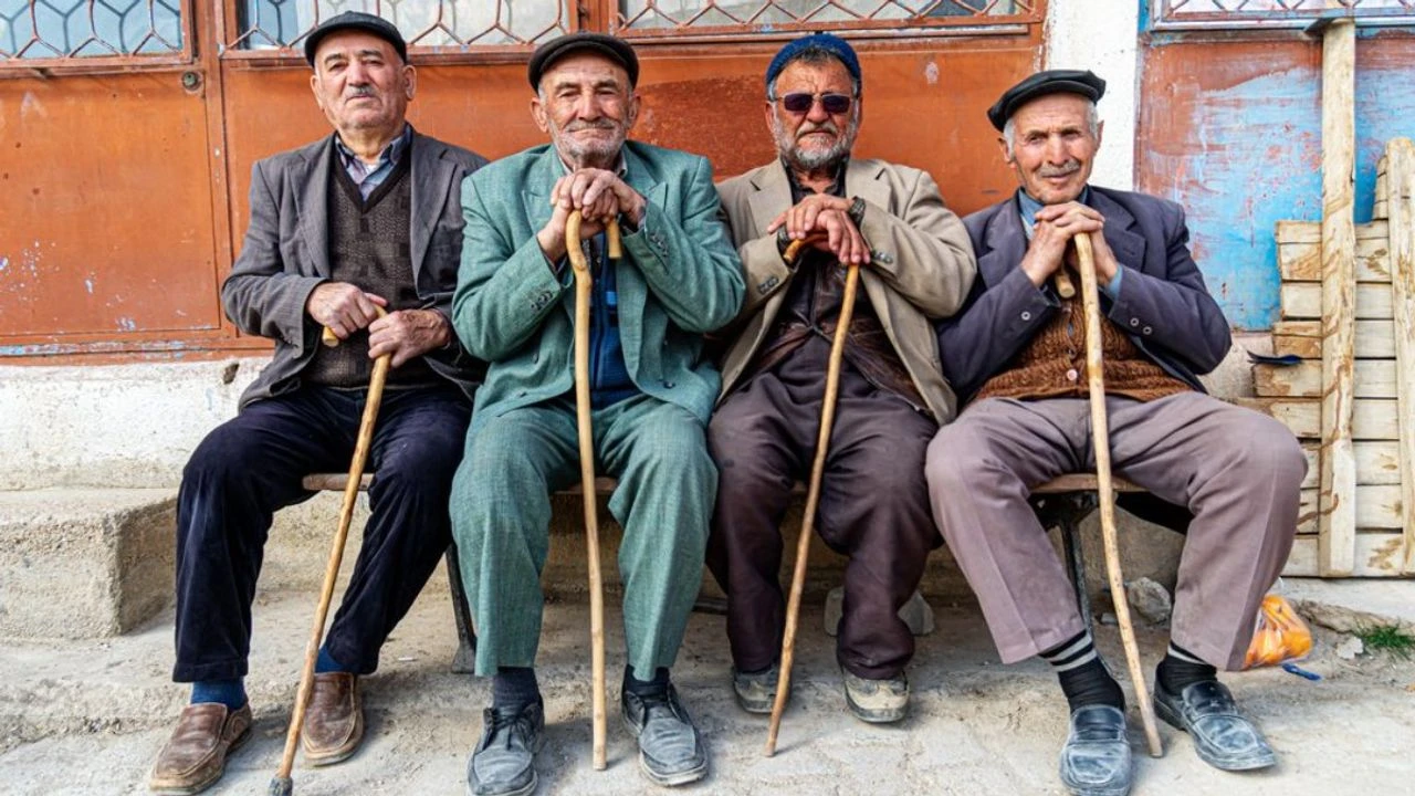 Talimat Verildi! Emeklilere Büyük Müjde Yolda!