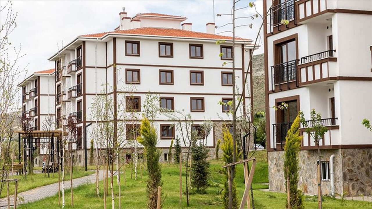 Yozgat'ta Kıyıya Köşeye İyi Bakın! Servet Değerinde!