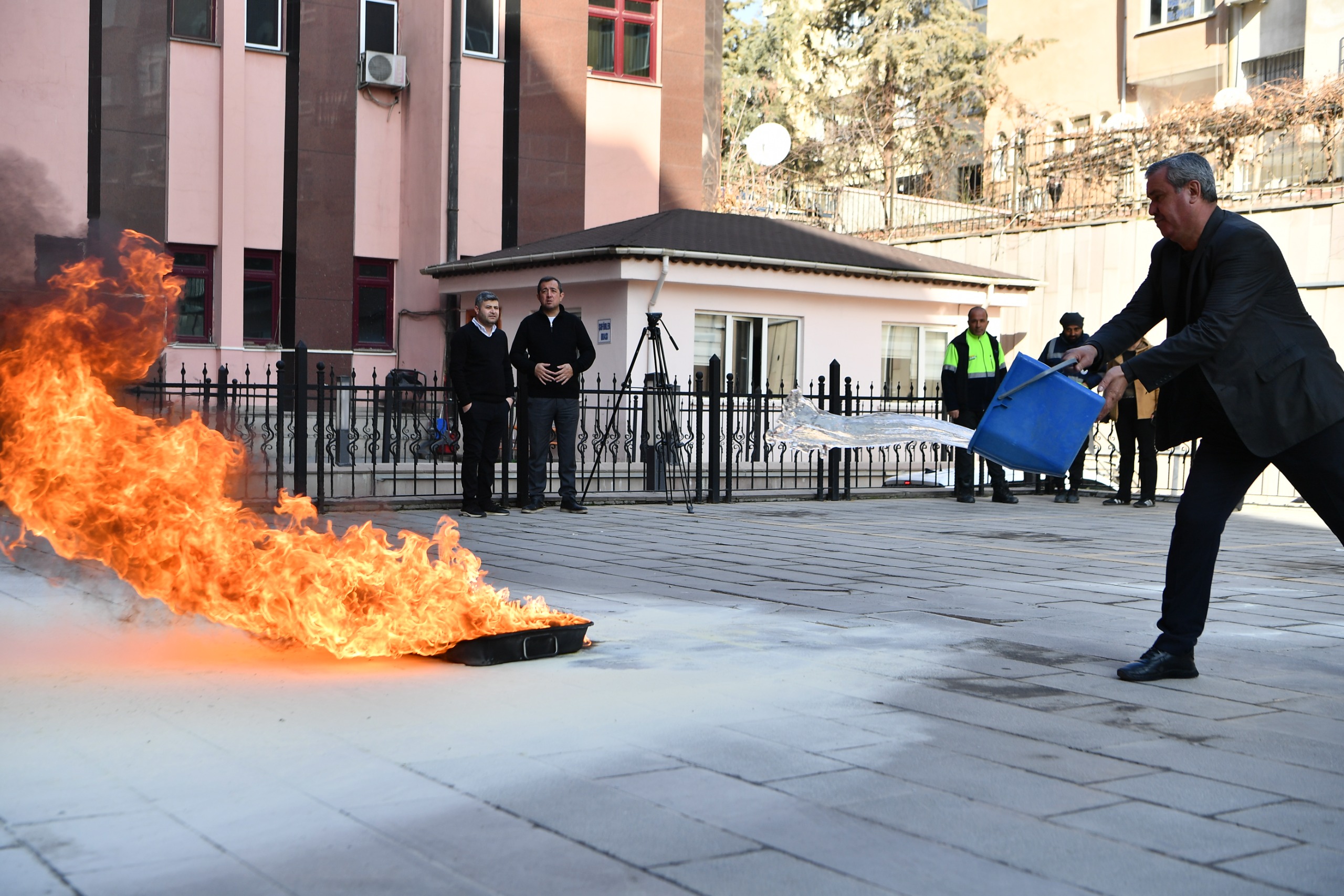 Mamak Belediyesi Personeli Yangına Hazır