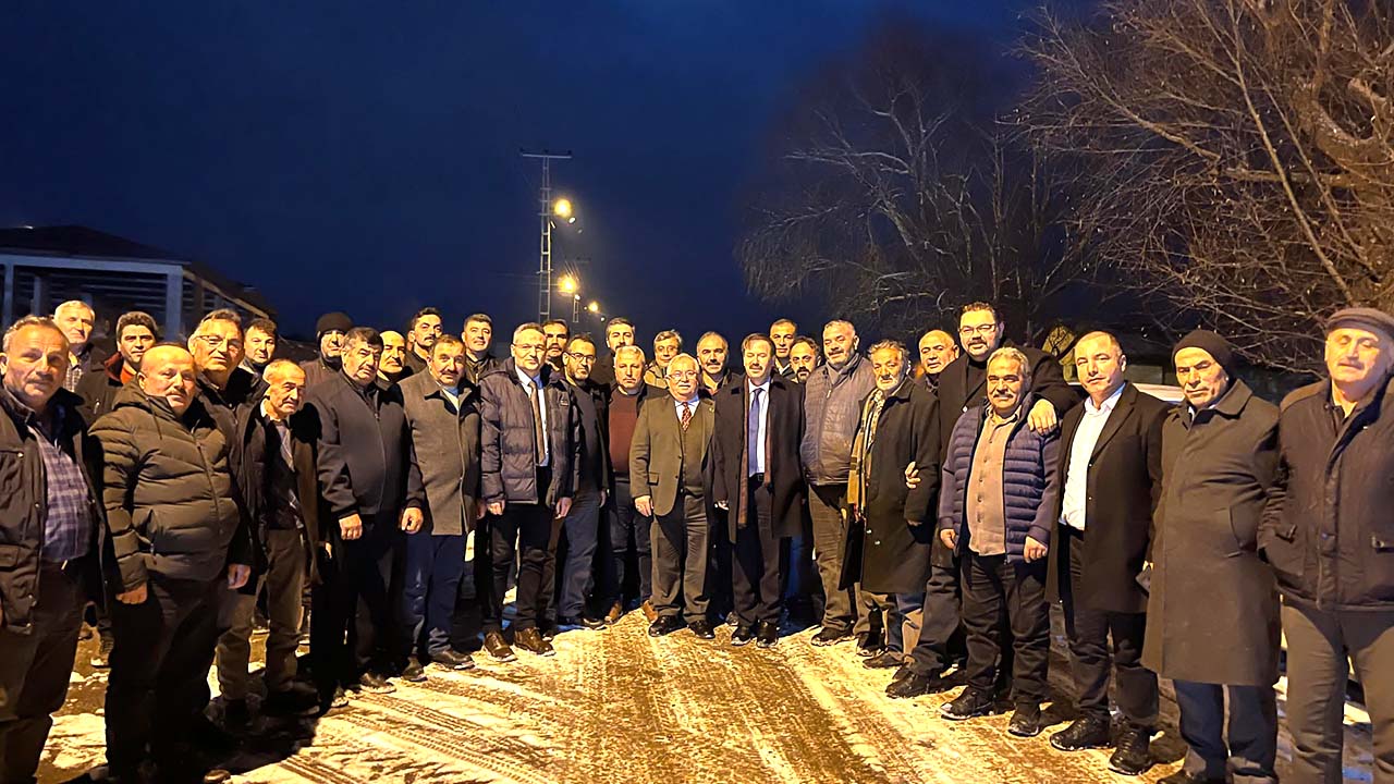 AK Parti Yozgat'ta Muhtarlarla Buluşuyor