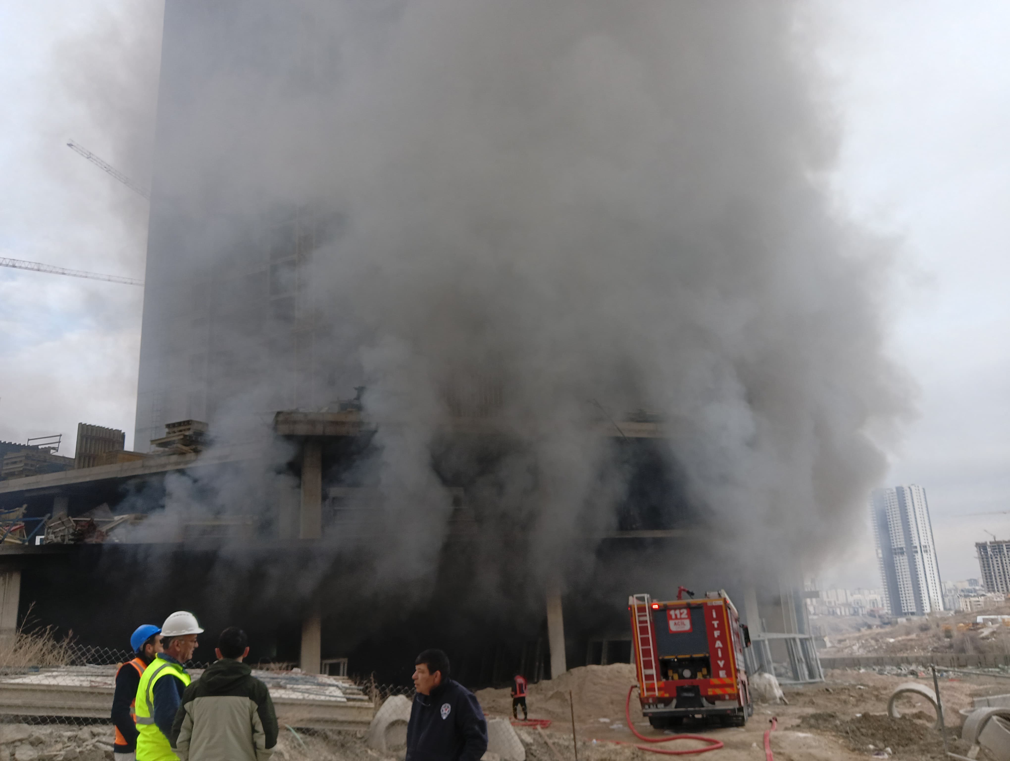 Çankaya'da yangın kontrol altına alındı