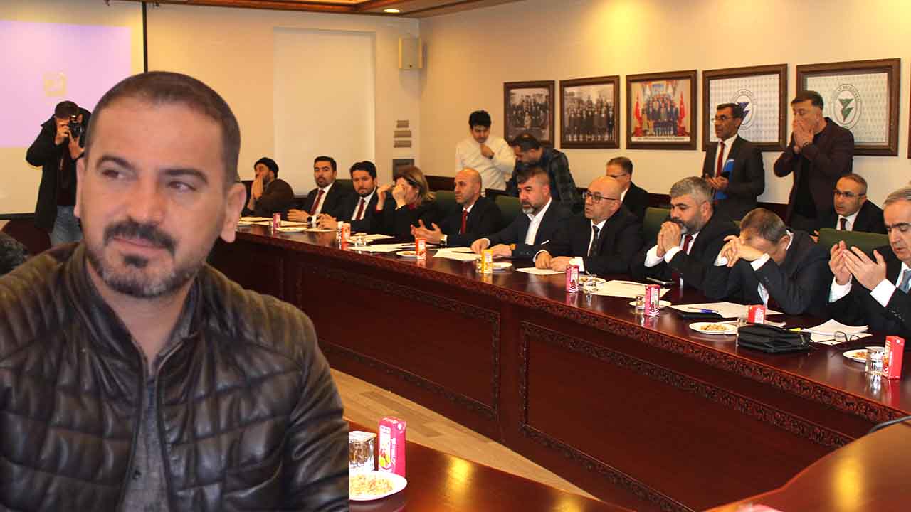 Belediye Meclisi'nde Duygusal Anlar