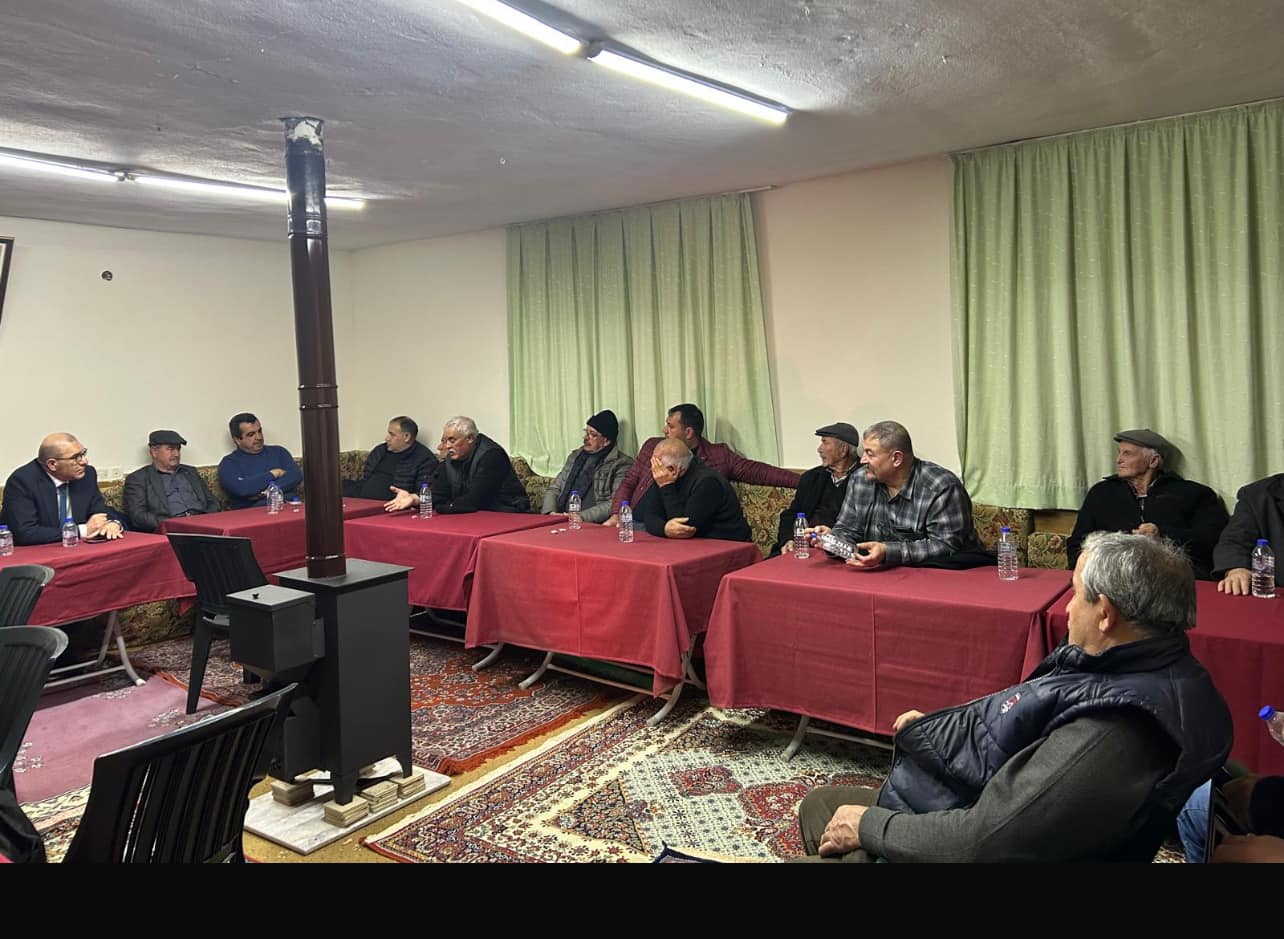 Ayaş Belediye Başkanı İzzet Demircioğlu sorunları yerinde çözüyor