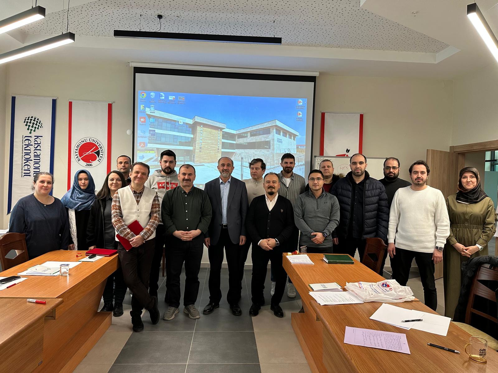 Kastamonu Üniversitesi'nde Akademisyenlere Proje Eğitimi