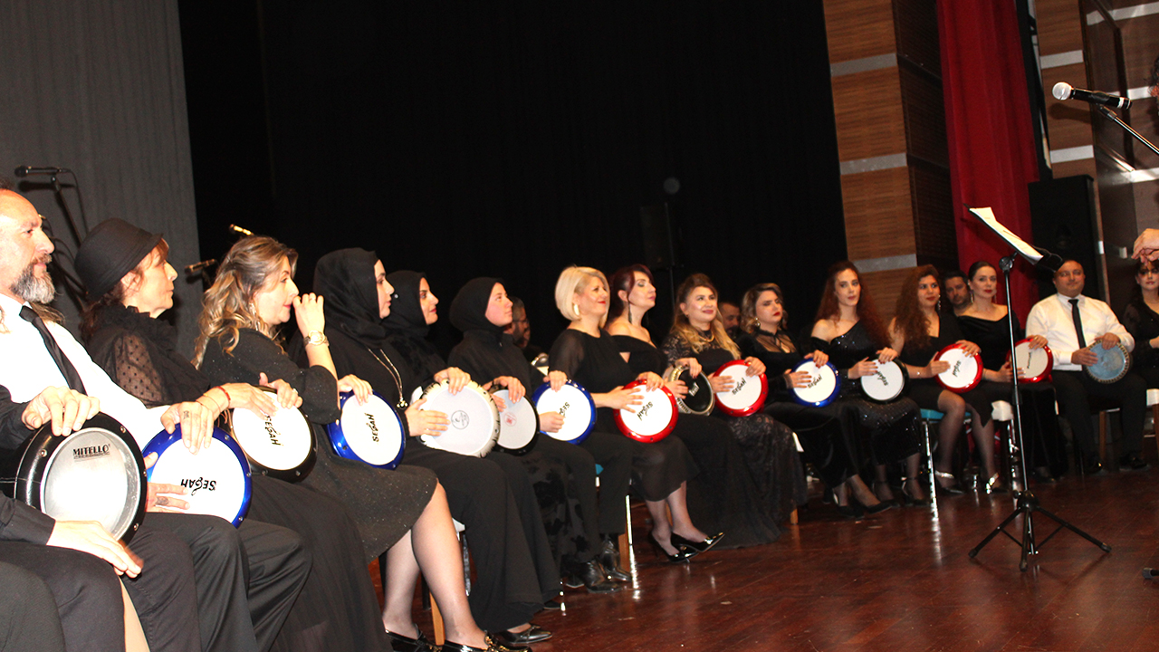 Yozgat'ta Perküsyon Grubu Üniversite Öğrencilerini Coşturdu