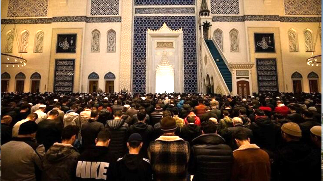 Ankara Bayram Namazı Saati 2026 Açıklandı! İşte Diyanet’e Göre Kurban Bayramı Namaz Vakti