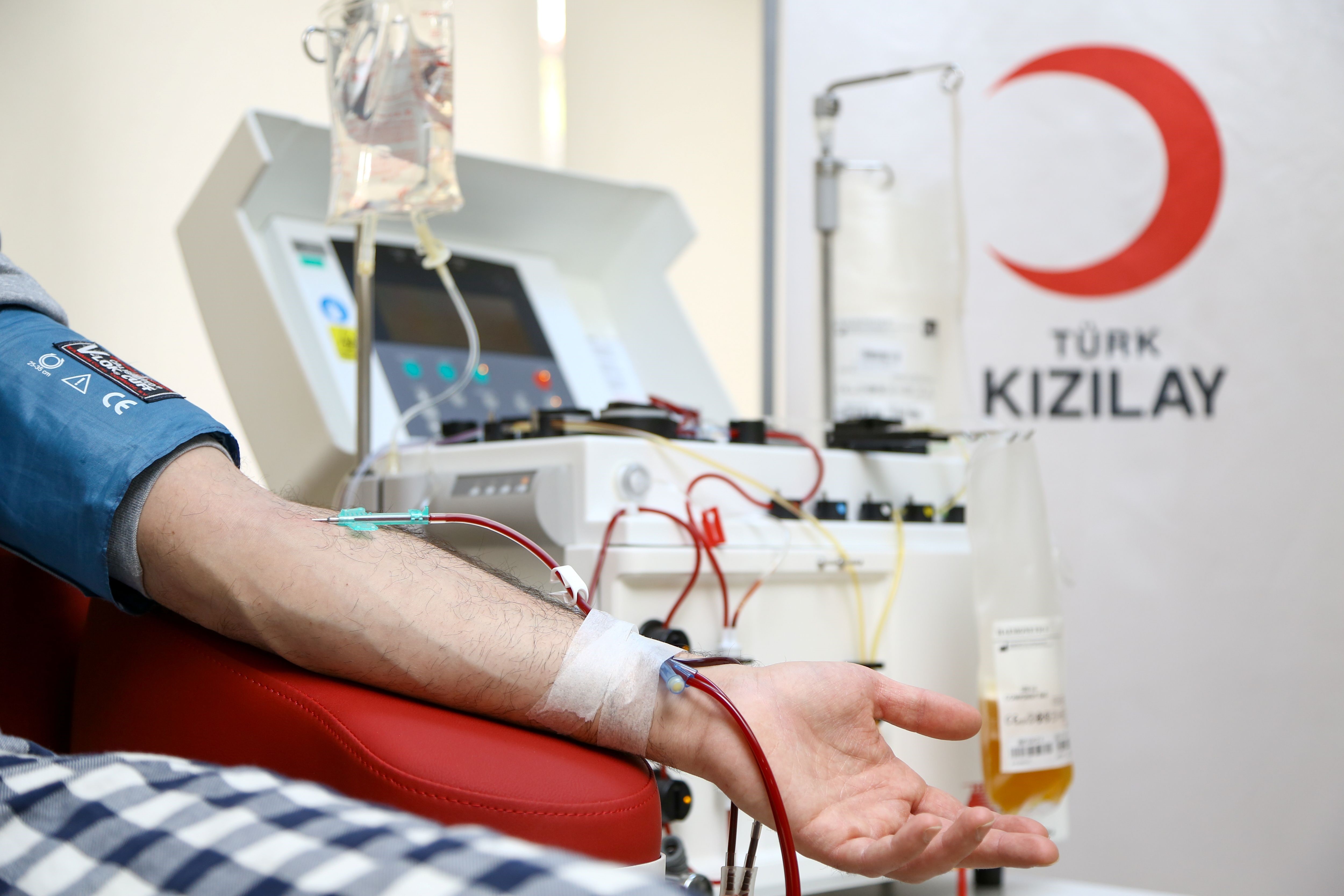 Kan Bağışında öncülüğü bırakmıyor!