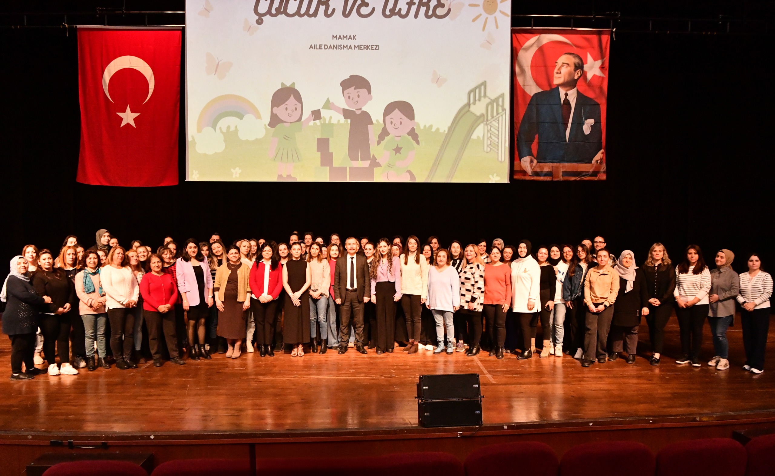 Mamak Belediyesi Öğrenci ve ailelerin yanında