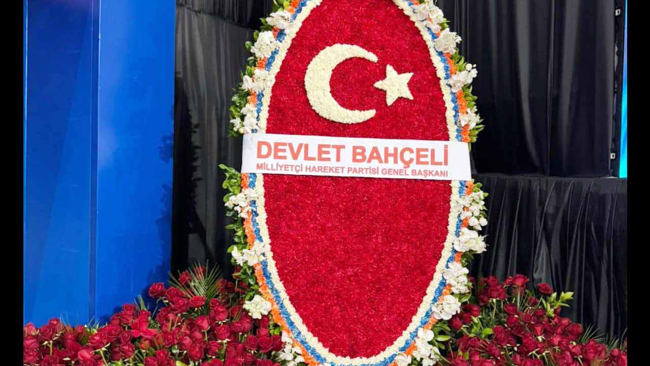 MHP Lideri Bahçeli’nin AK Parti Kongresi’ne gönderdiği çelengin anlamını Yozgatlı Genel Başkan Yardımcısı açıkladı