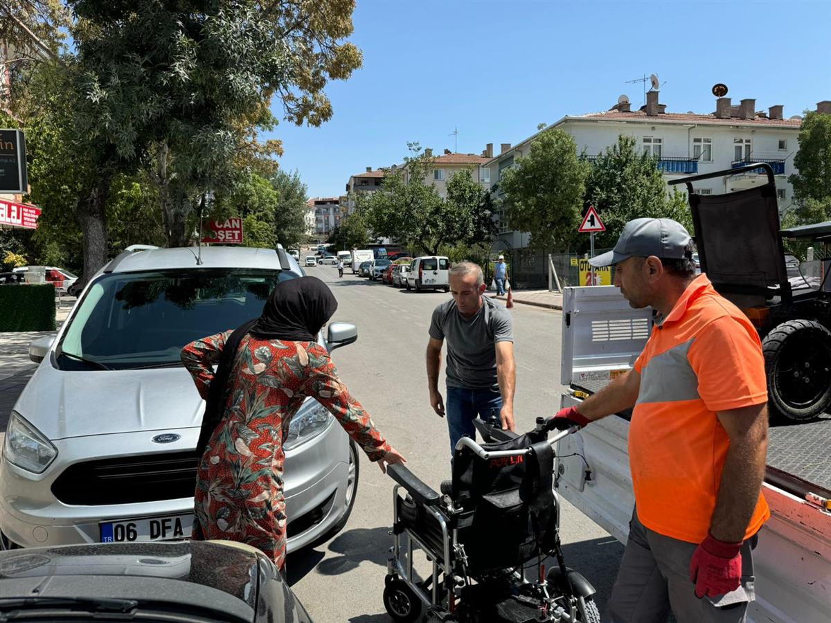 Etimesgut Belediyesi’nden İhtiyaç Sahiplerine Destek