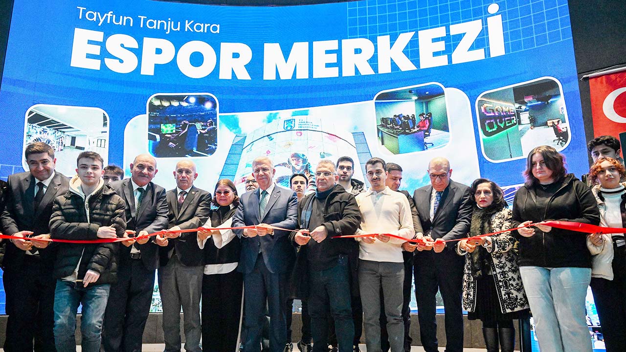 Ankara'nın En Büyük Espor Merkezi Gençlerin Hizmetinde!