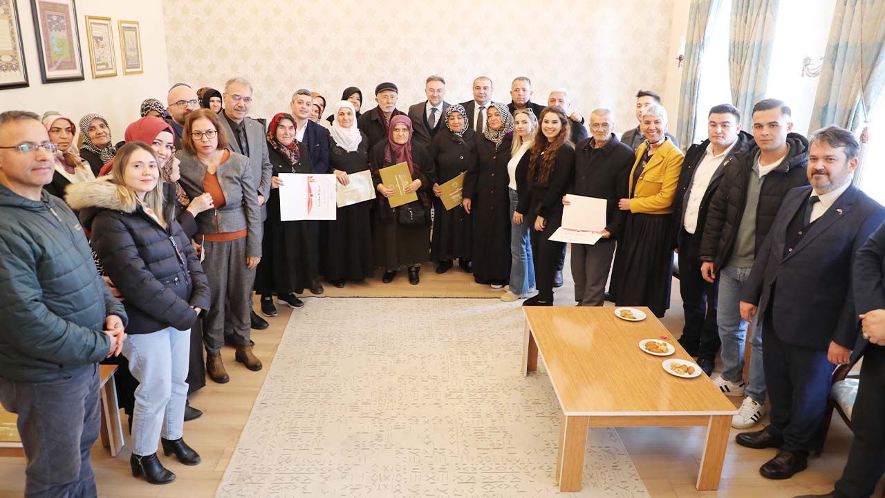 Türkiye’nin İlk Vefa Üniversitesi Yozgat’ta Mezunlarını Verdi!