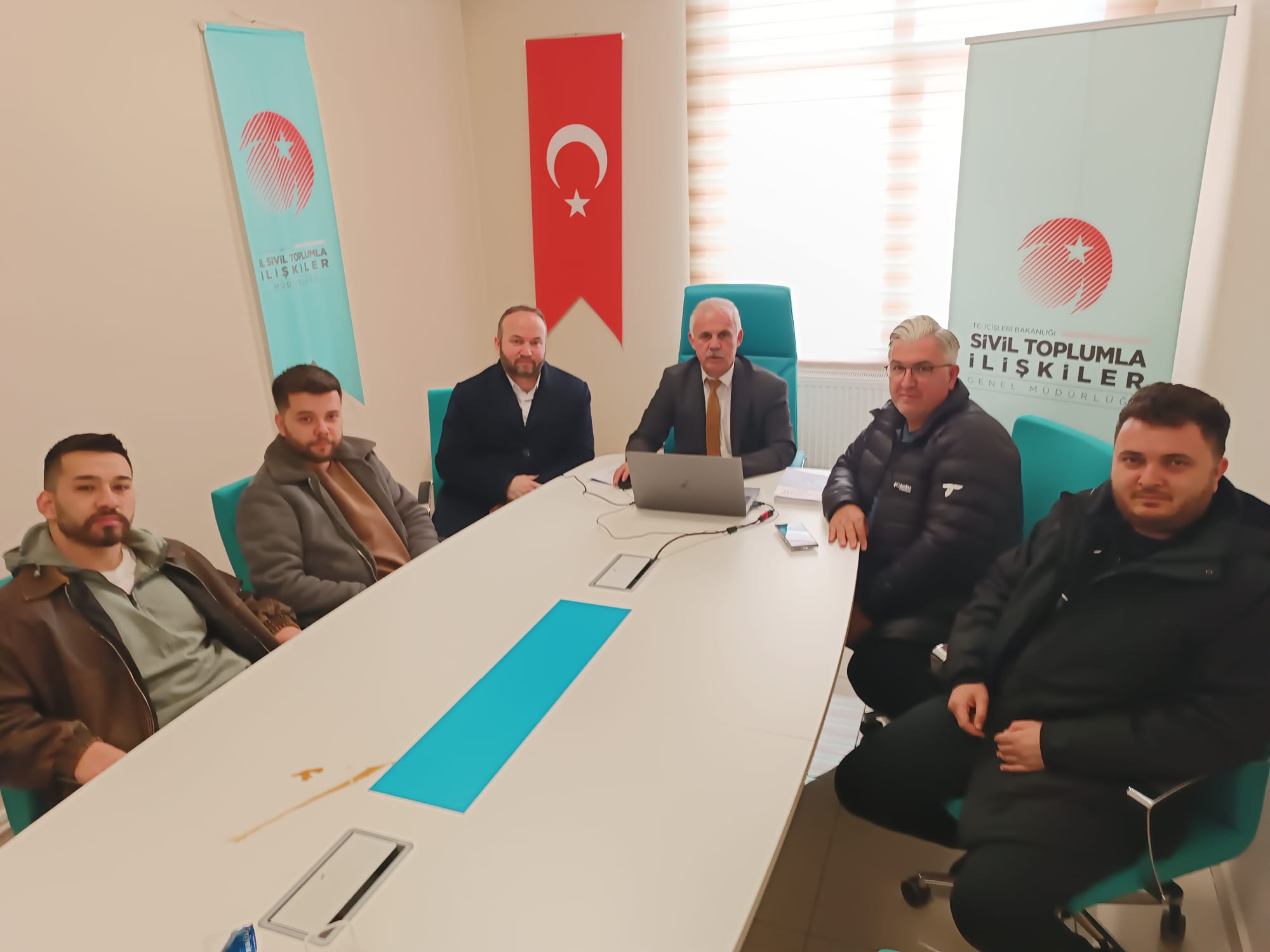 Yozgat’ta Dernek Yöneticileri Yurt Dışı Yardım ve İşbirliği Konusunda Bilgilendirildi
