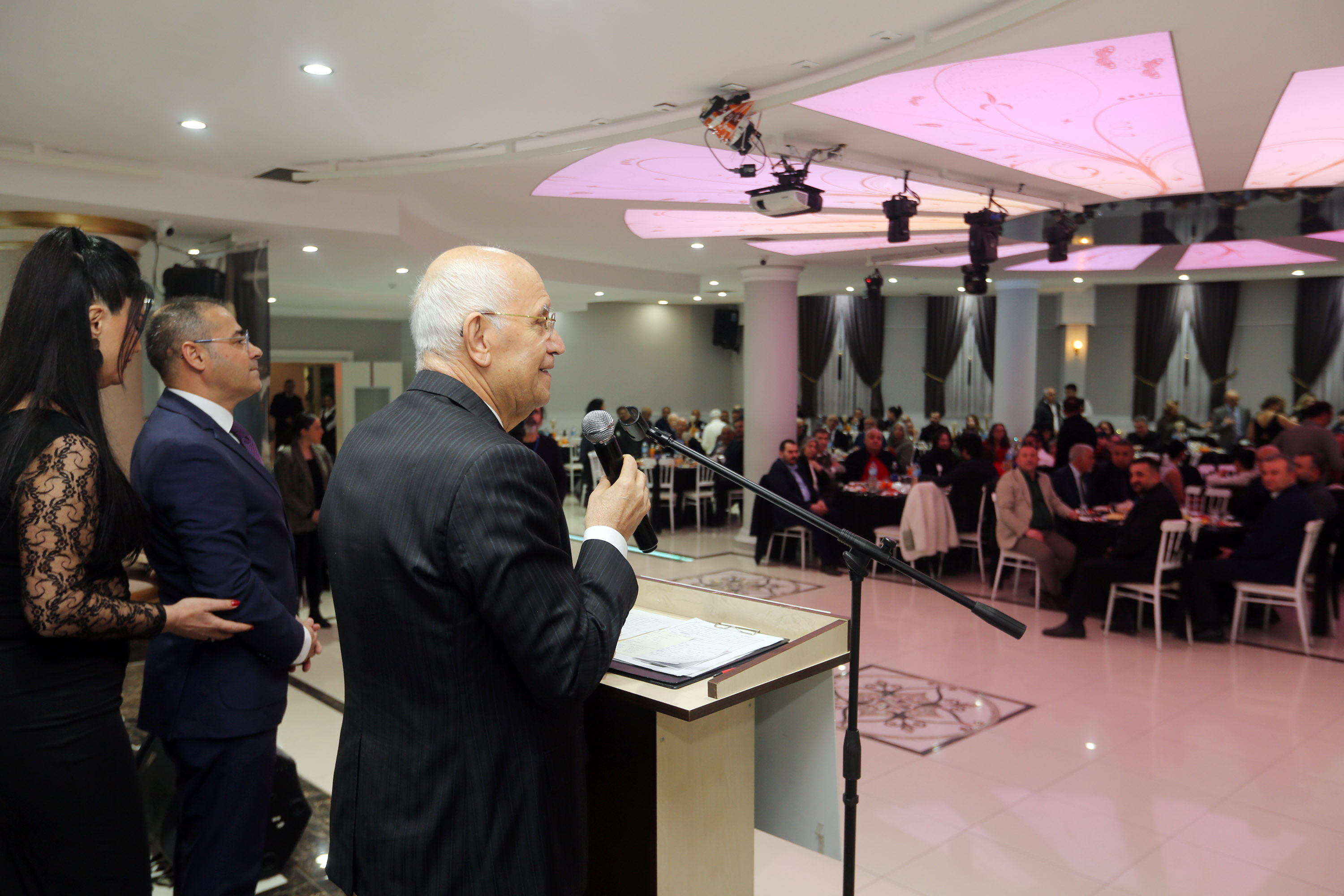 Yenimahalle Belediye Başkanı Yaşar Vartolularla Dayanışma Gecesine Katıldı