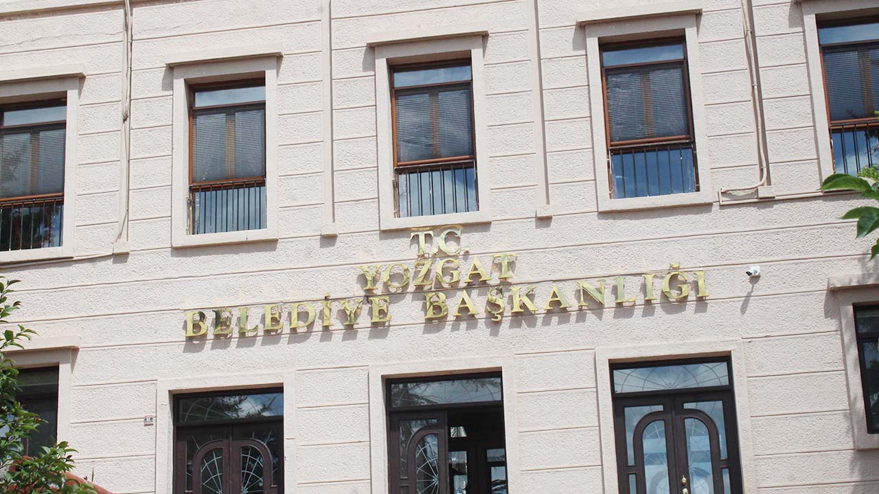 Yozgat Belediyesi Kapalı Otobüs Durağı Alımı İçin İhale İlanı Yayımlandı