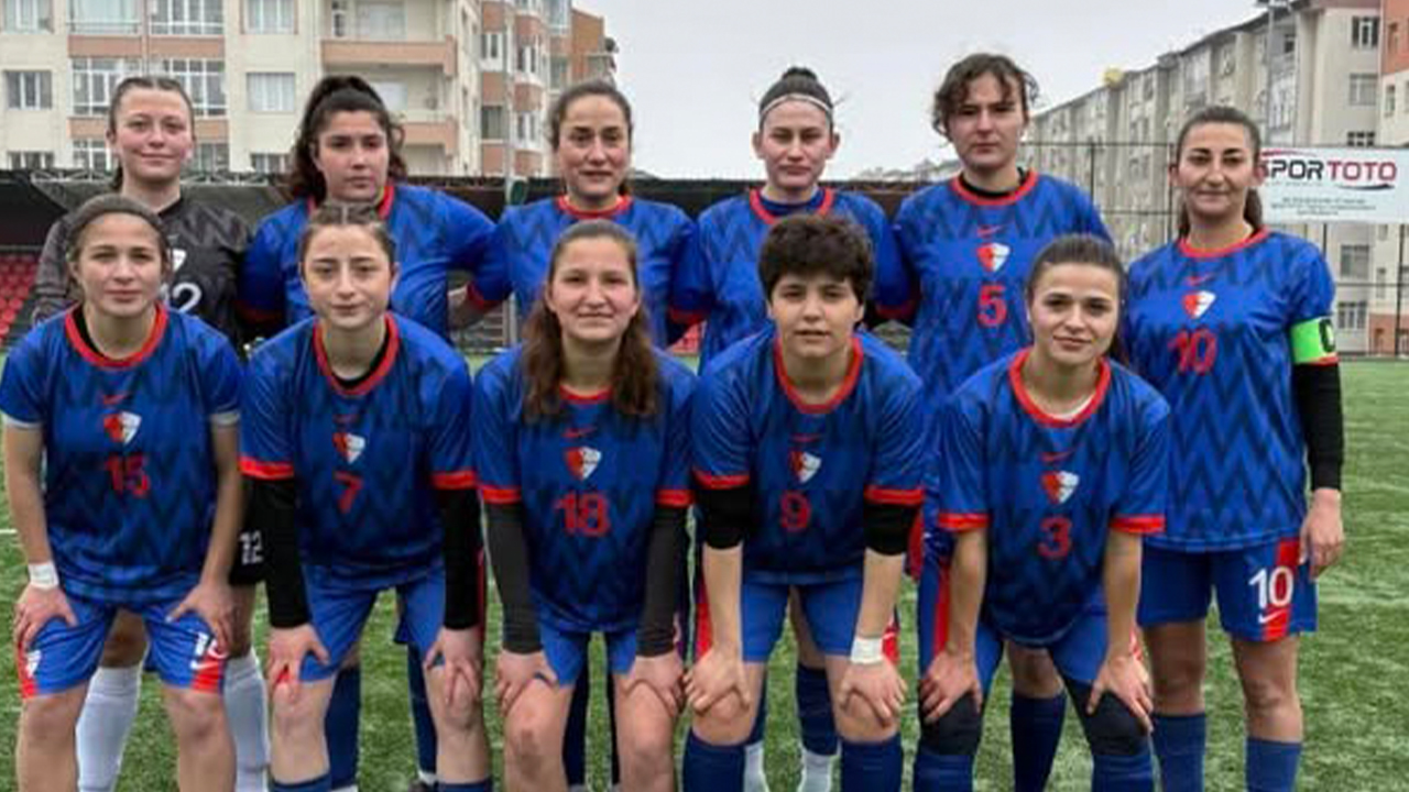 Yozgat Yurdum Gençlikspor'da Liderlik Sevinci