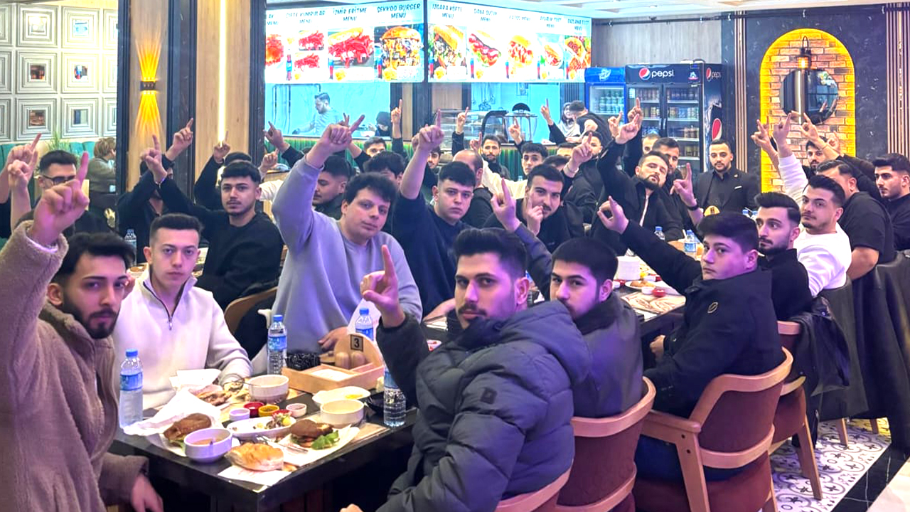 Yozgat Alperen Ocakları’ndan Üniversite Öğrencilerine İftar Programı