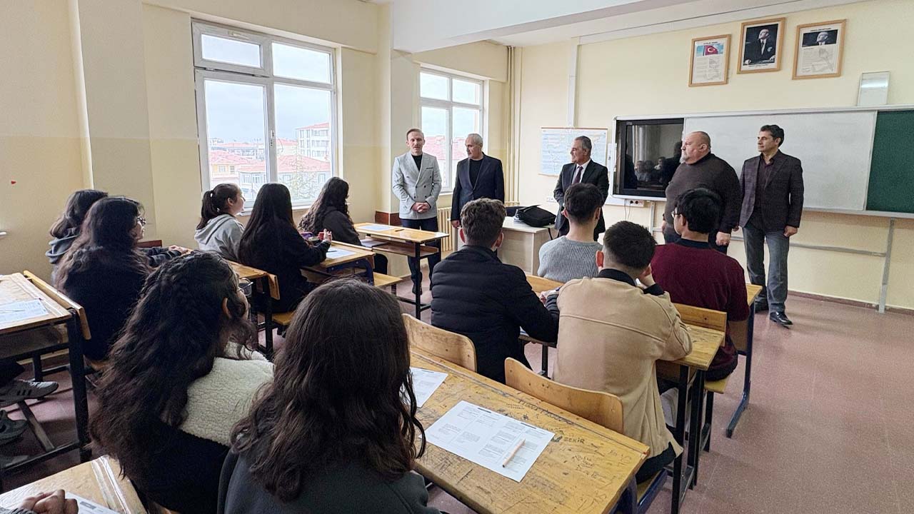 Boğazlıyan'da Başkan Coşar’dan Öğrencilere Sınav Desteği!