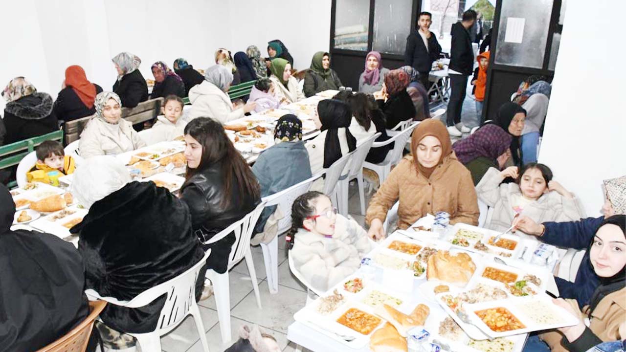 Yozgat’taki İki Köy Ramazan’da Tek İftar Sofrasında Buluştu!