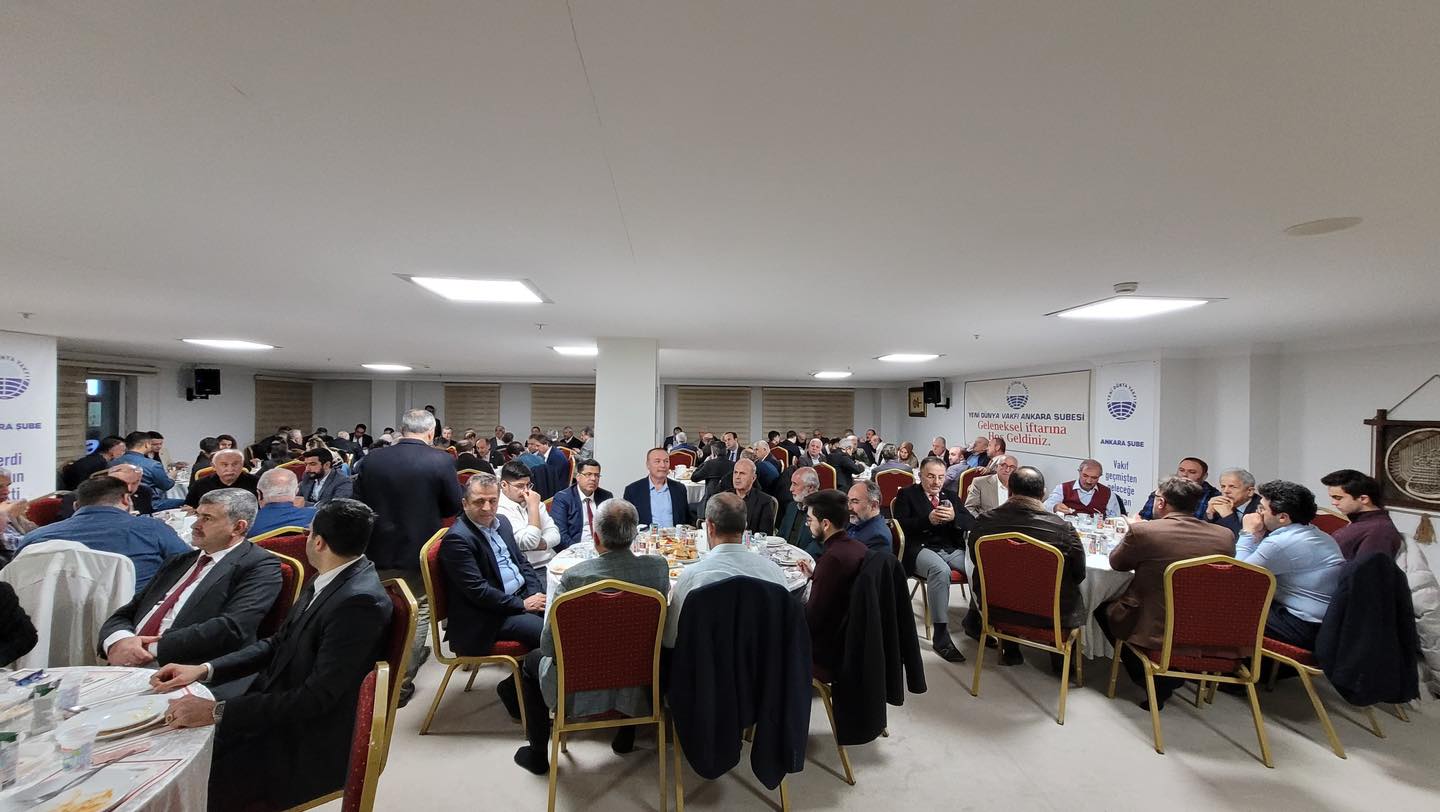 Yeni Dünya Vakfı’nın İftarında Kardeşlik Ruhu Paylaşıldı