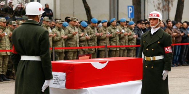 Şehit Babası Salih Özatak: Oğlum Rüyasında Şehit Olacağını Görmüştü