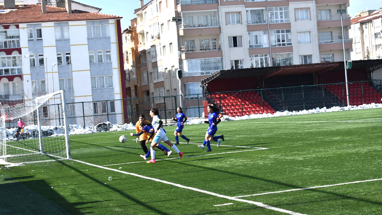 Yurdum Gençlikspor, Kayseri Gençlerbirliği'ne 3-1 Mağlup Oldu