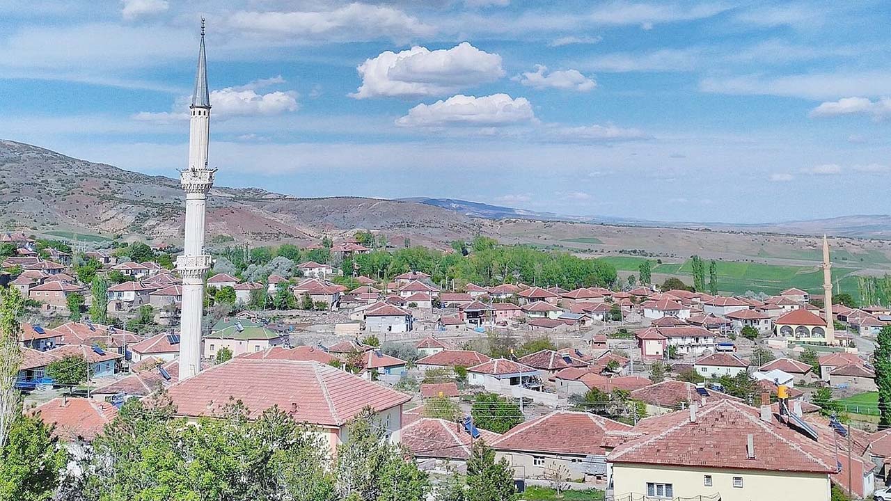 Kadışehri Belediyesi İş Yeri Kiralama İhalesi Düzenliyor!