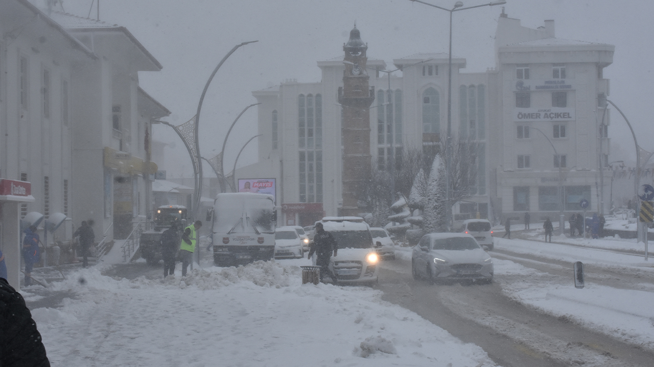 Son dakika Yozgat! Eğitime kar engeli. Yozgat merkez ve o ilçelerde okullar tatil