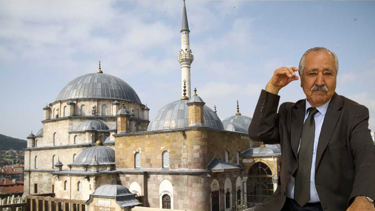 Akdağmadeni Sadi Hoca İçin ağlıyor