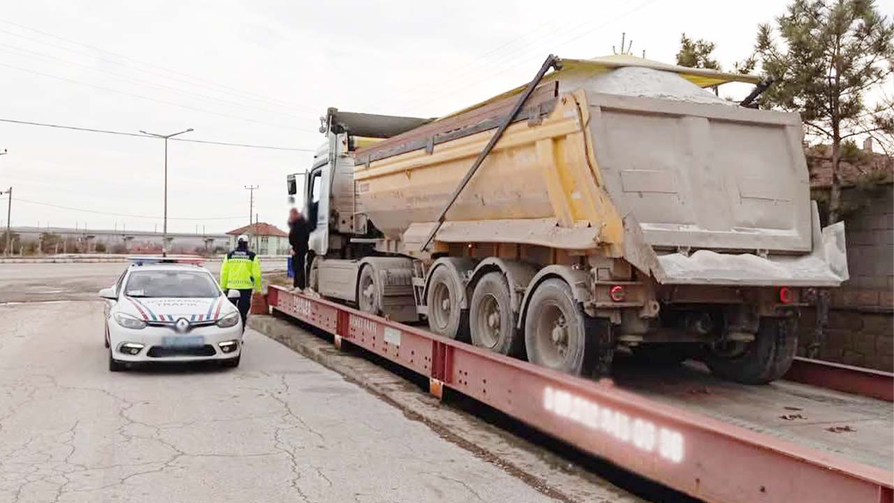 Yozgat’ta Aşırı Tonajlı Araçlara Geçit Yok!