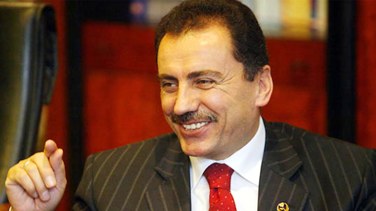 Yozgat’a Yaptığı Helikopter Yolculuğu Sırasında Şaibeli Bir Kazada Şehit Olan Muhsin Yazıcıoğlu’nu Yozgatlılar Unutmadı!