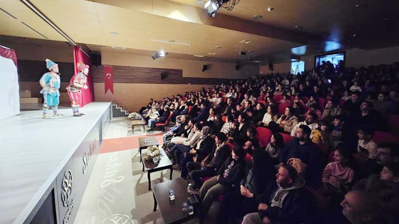 Germencik'te Tiyatro Severlere Unutulmaz Bir Akşam!